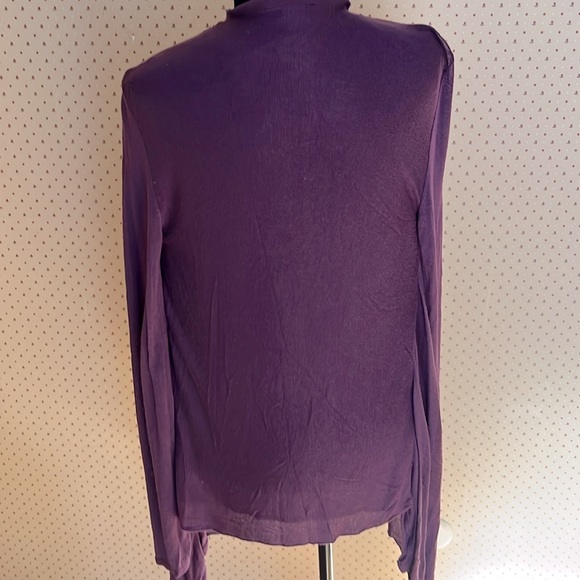 Vera Wang plum open sweater. Size medium in excellent preowned condition. - Picture 3 of 10